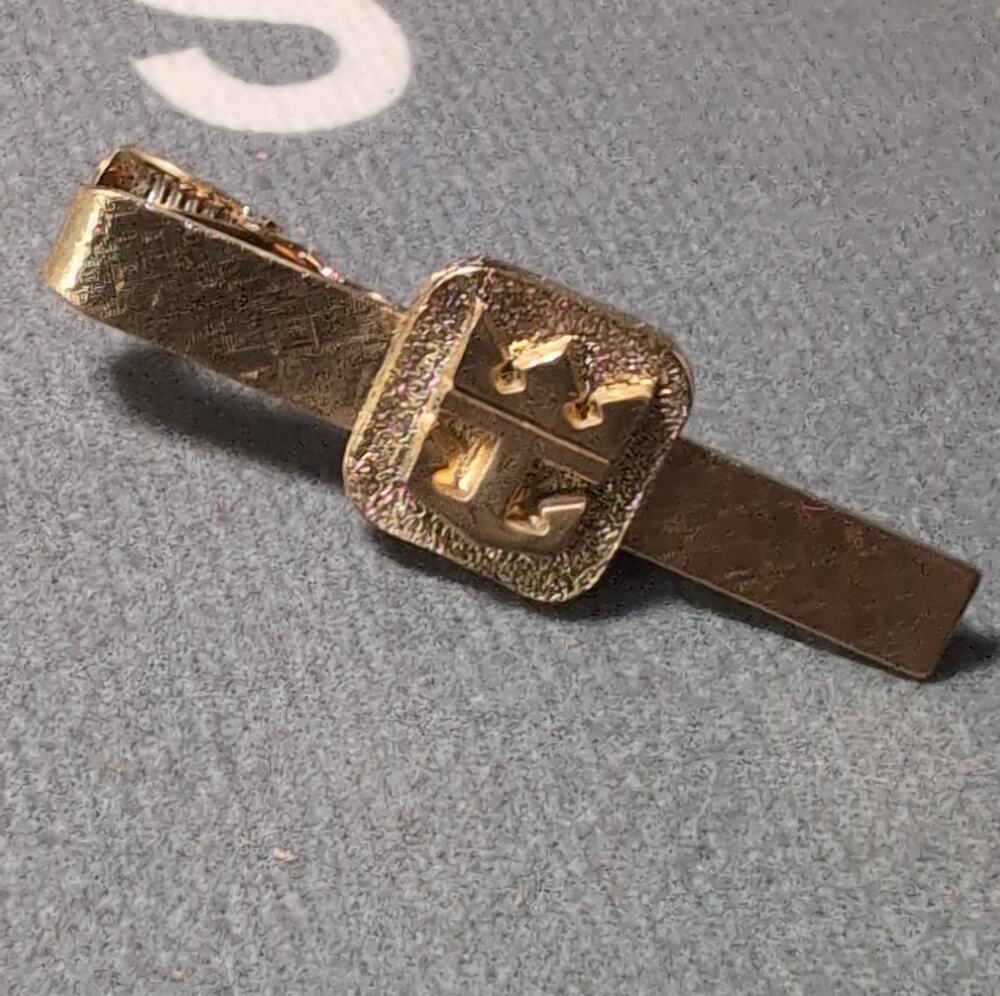 Vintage Royal Caribbean Cruise Line Tie Clip Bar Gold Tone Crown Anchor Logo